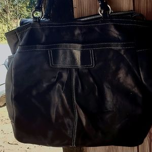 Medium COACH LEATHER Tote